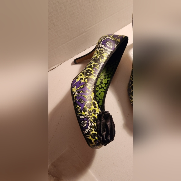 Iron Fist Skulls and Roses - Picture 4 of 7